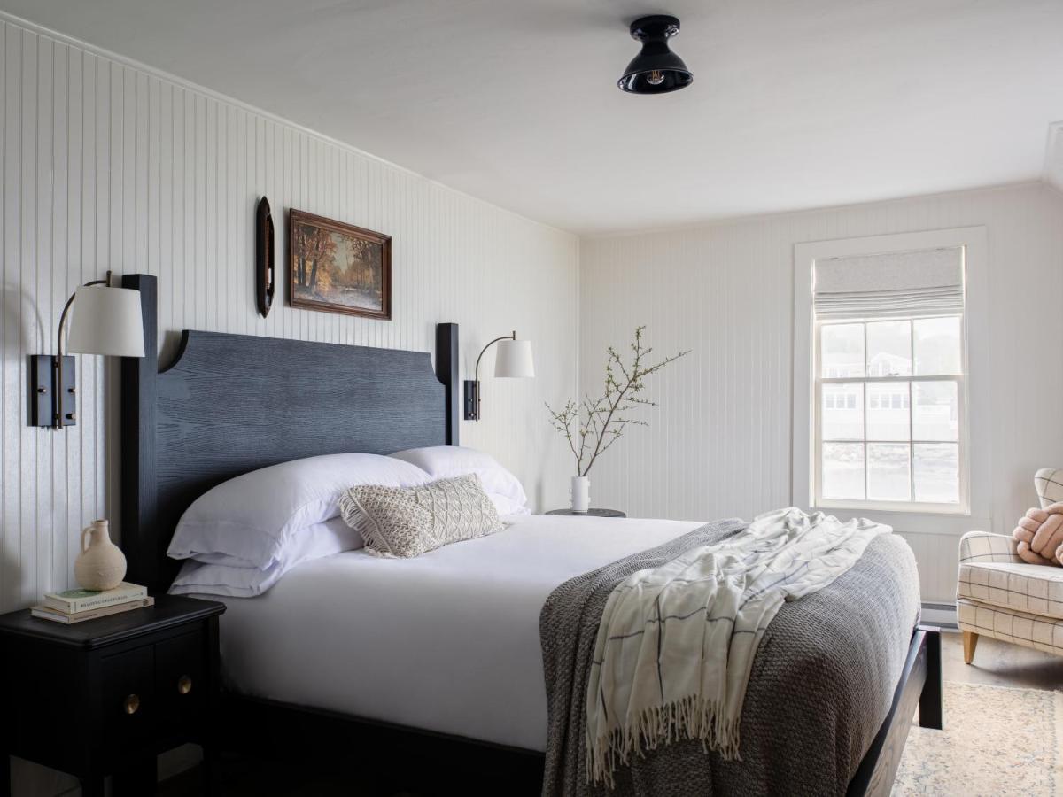Bluebird Ocean Point Inn Extérieur photo