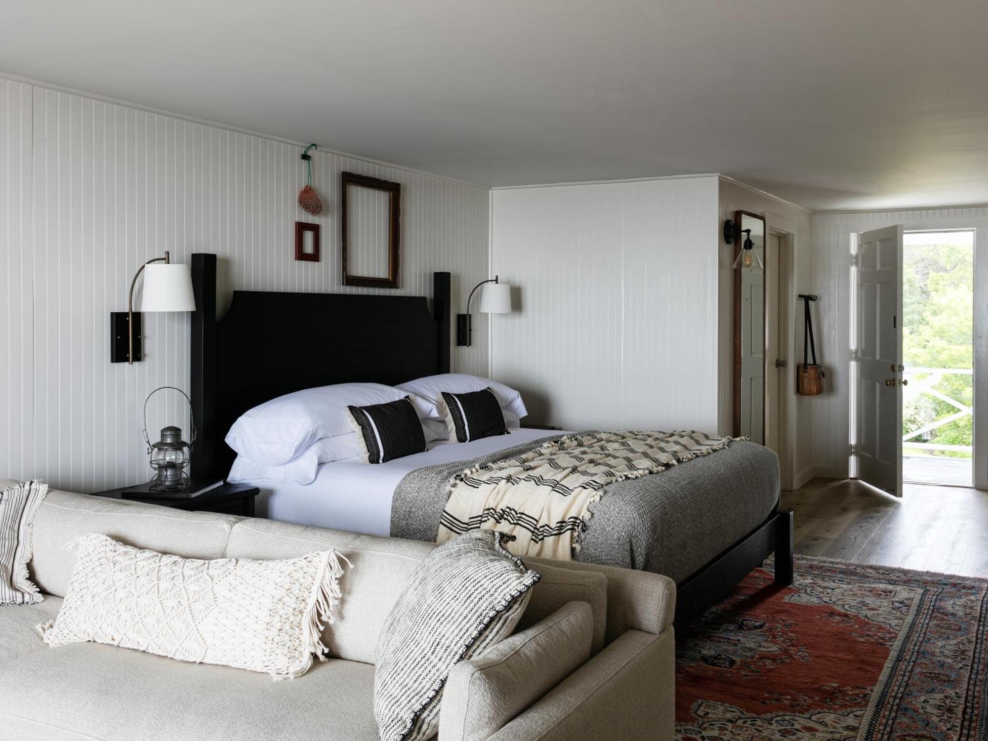 Bluebird Ocean Point Inn Extérieur photo
